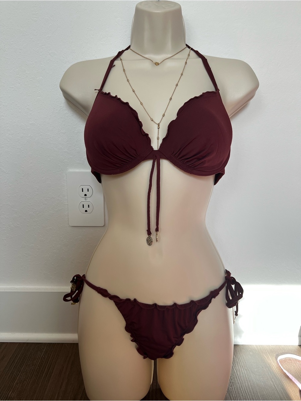 H&M Burgundy Ruffled Bikini Bottoms